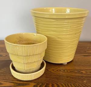 lot 37R image: DR - Pair of Vintage McCoy Yellow Planter Pots