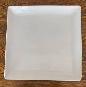lot 61A image: DR - Simple Additions White Square Platter by The Pampered Chef