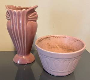 lot 81R image: LL  - Vintage Pink Pottery by USA Pottery and More