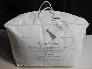 lot 1 image: Extra Warm Premium Down Alternative Duvet Comforter Insert FullQueen  BOKSER HOME