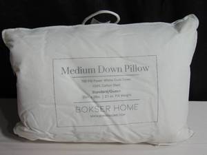 lot 14 image: Medium 700 fill Power Luxury White Duck Down RDS Certified Machine Washable White Bed Pillow Standard  BOKSER HOME