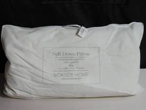 lot 19 image: Soft 700 fill Power Luxury White Duck Down RDS Certified Machine Washable White Bed Pillow  BOKSER HOME