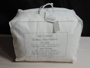 lot 30 image: All Season Premium Down Alternative Duvet Comforter Insert King Cal King BOKSER HOME