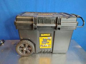 lot 10 image: DEWALT 15-Gallon Contractor Chest