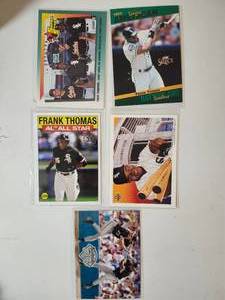 lot 98 image: 10 Frank Thomas Cards, ( some rookies)