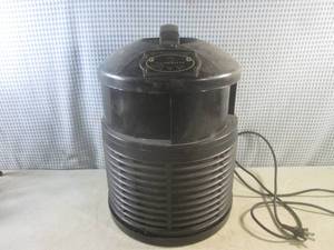 lot 77 image: (CS) FilterQueen Air Purifier Model...