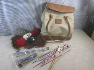 lot 105 image: (H-2) Assorted Knitting Needles and...