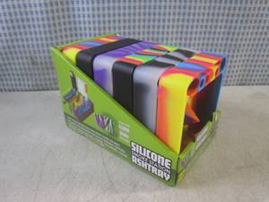 lot 135 image: (G-1) Display of 6 New Silicone Smo...