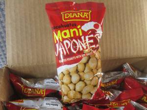 lot 140 image: (B-2) 24 Bags of Diana Cacahuates M...