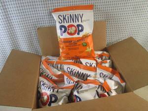 lot 148 image: (B-4) 12 Bags of Skinny Pop Cheddar...