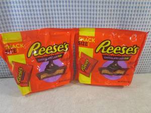 lot 160 image: (B-1) 2 Bags of Snack Size Reeses C...