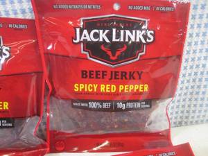 lot 190 image: (B-3) 4 Bags of Jack Links Spicy Re...
