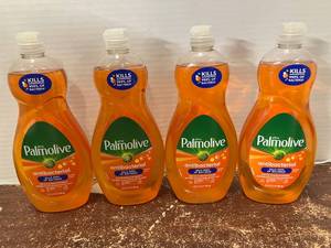 lot 127 image: Palmolive Ultra Antibacterial