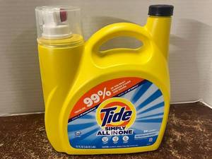 lot 58 image: Tide Simply All In One