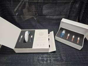lot 38 image: Juvinesse Electro Stimulation Facial Rejuvenation Kit with Refill Kit