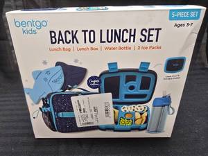lot 54 image: Bentgo Kids 5 Piece Back to Lunch Set