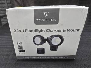 lot 64 image: Wasserstein 3 and 1 Flood light charger and mount