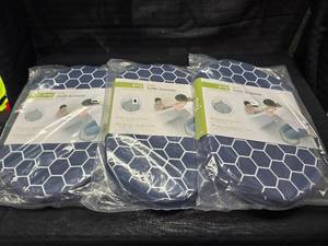 lot 124 image: (3) Bath Kneeling Mats