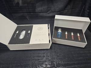 lot 120 image: Juvinesse Electro Stimulation Facial Rejuvenation Kit with Refill Kit