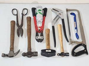 lot 12 image: Assorted Hand Tools