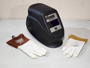 lot 102 image: Arc One Industrial Welding Mask & Gloves