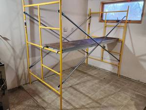 lot 155 image: Complete 6ft Scaffolding Unit