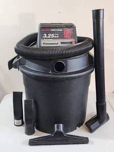 lot 182 image: Craftsman 16 Gal. Full Blowing Professional WetDry Shop Vac
