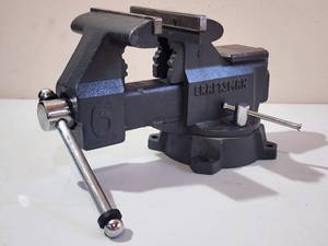 lot 205 image: Large Craftsman Workbench Vice