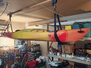 lot 192 image: Perception Sport 14ft Kayak