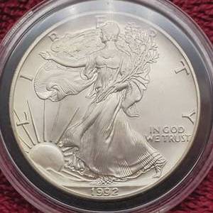 lot 84 image: 1992 American Silver Eagle in Airtite