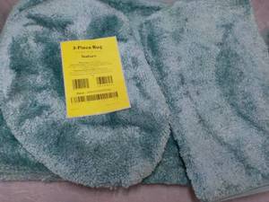lot 61 image: 3 pc Sea form Bath Rug Set...