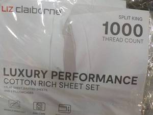 lot 65 image: Liz Claiborn Split King 1000 Thread...