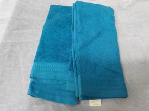 lot 90 image: 2 Distant Lands Hand Towels...