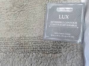 lot 98 image: LUX 20 x 20 Cotton Bath Rug...