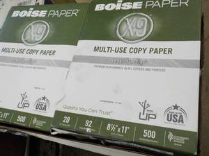 lot 121 image: Boise 5000 Sheets White 8.5 x 11 C...
