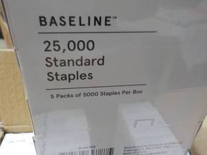 lot 188 image: Box of .25 Standard Staples 25000 ...