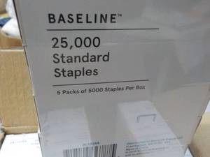 lot 189 image: Box of .25 Standard Staples 25000 ...