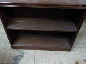 lot 190 image: Wood 2 Shelf Bookcase 30 x 10 x 25...