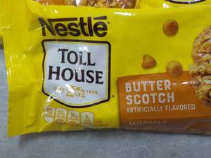 lot 212 image: 5 Bags Butterscotch Morsels...