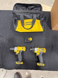 lot 0913 image: DeWalt Impact Drivers & Bag