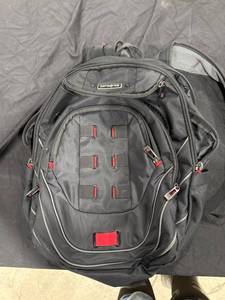 lot 0915 image: Samsonite Black Backpack