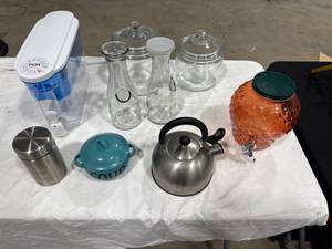 lot 0921 image: Assorted Kitchenware Lot