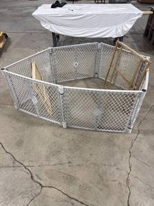 lot 0927 image: Hexagonal Plastic Playpen with Gates