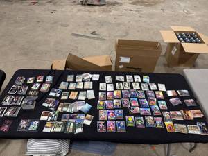 lot 0977 image: Garbage Pail Kids, Magic, Sports Cards Lot
