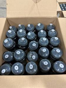 lot 0978 image: 50-Pack PolySure Measure Bottles