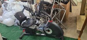 Schwinn Recumbent Bent Used from a Shutdown Hotel ( Power cord missing. Monitor Not tested)