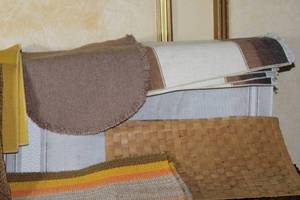 lot 59 image: Collection of Vintage Table Linens, Placemats, and Runners with Embroidery and Woven Designs