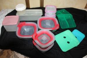 lot 85 image: Assorted Food Storage Containers Including Glass and Plastic Sets