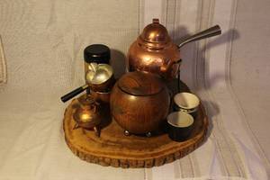 lot 114 image: Vintage Copper Tea Set with Kettle, Pots, Tray, and Cups