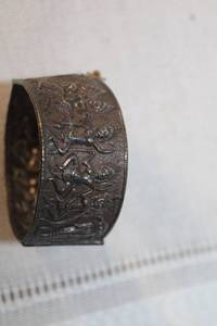 lot 136 image: Collection of 6 Vintage and Ethnic Style Bracelets Mixed Materials